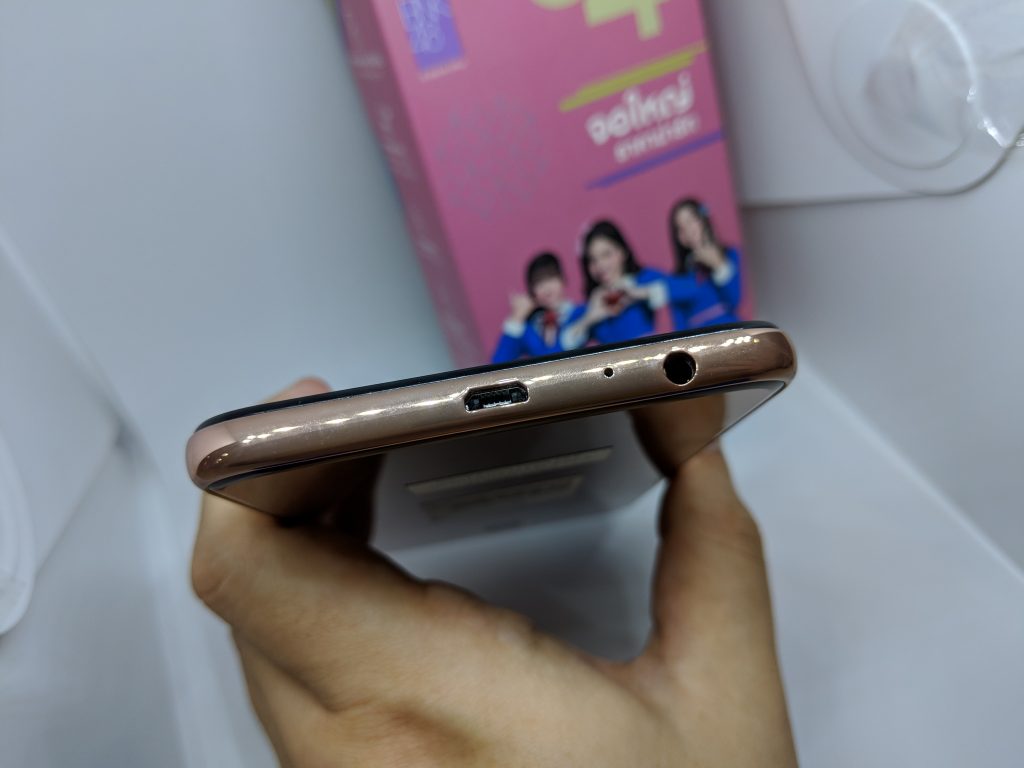 Samsung Galaxy J4+