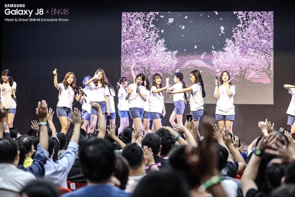 Samsung Galaxy J8 x BNK48 Meet and Greet 1