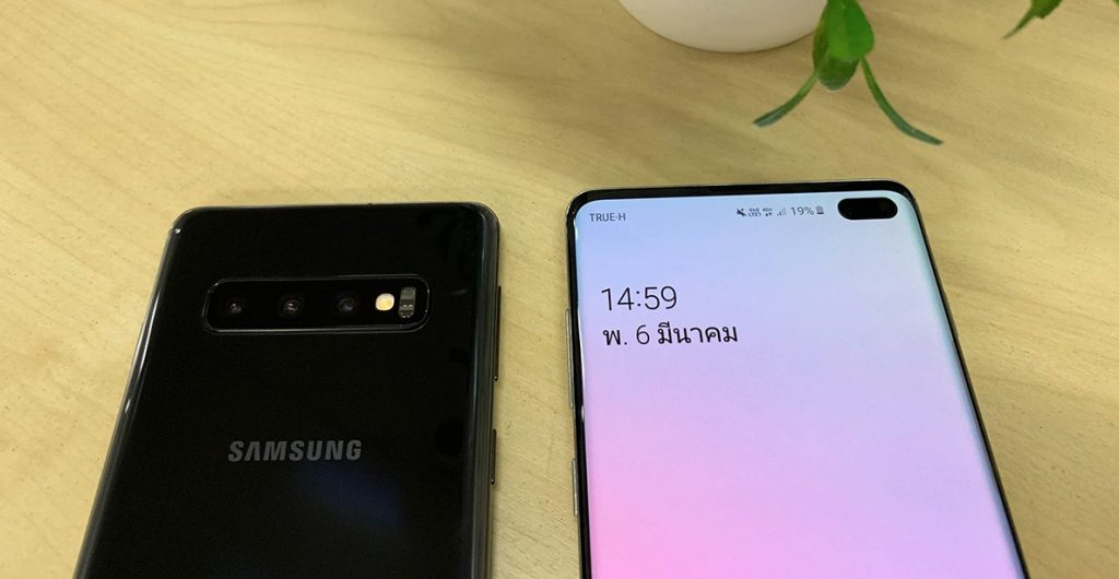 Samsung Galaxy S10 and S10+