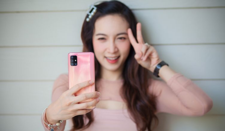 รีวิว Samsung Galaxy A51 รูปสวย เลนส์ครบ ของสายเที่ยว รุ่น RAM 8GB แรงขึ้นกว่าเดิม